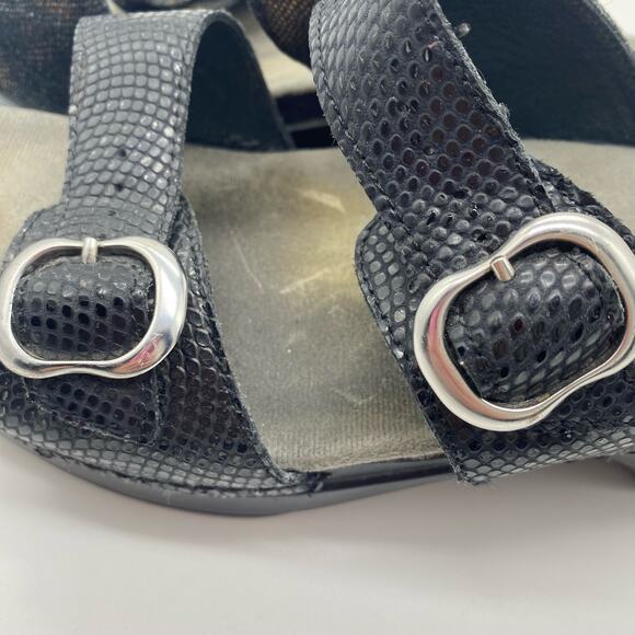 Dansko Women's size 9.5 / 40 Black Animal Print Strappy Buckle Heel Sandals - Picture 9 of 10